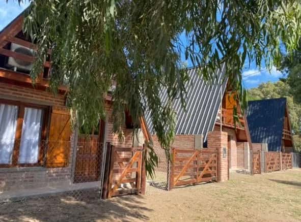 Fachada exterior en San Rafael en Balneario Reta