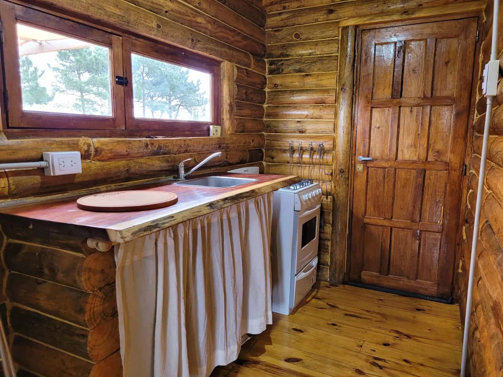 Cocina totalmente equipada en Yuanfen en Balneario Reta