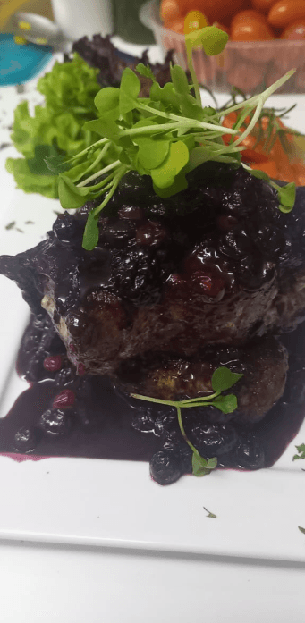 Platos en Ragnar Reta