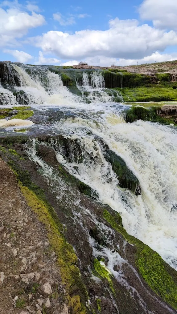 Cascada La Escondida - Foto de galería de turismo nº 1 en Balneario Reta